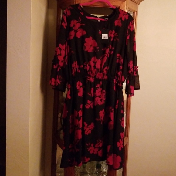 ABS Collection Red and Black Duluth Dress - Picture 1 of 3
